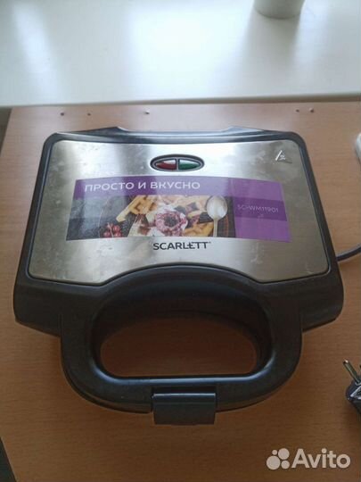 Вафельница Scarlett