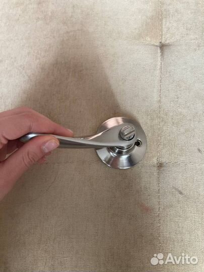 Дверная ручка