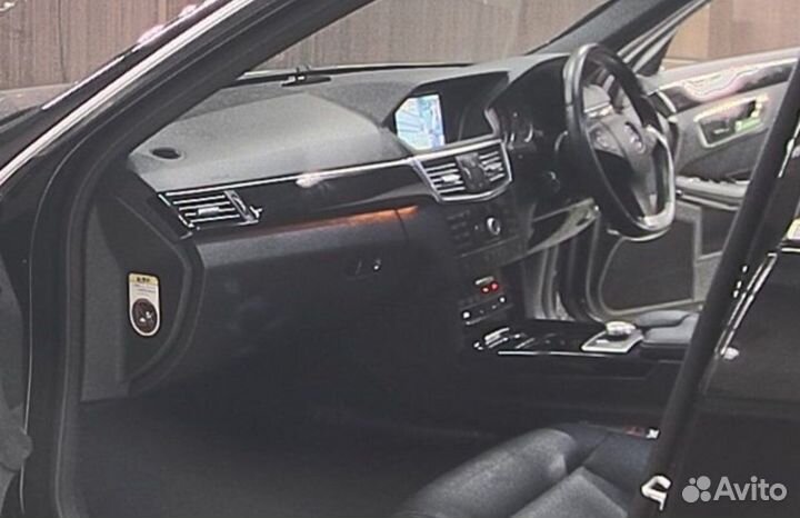 В разбор из Японии Mercedes Benz W212 E350 AMG