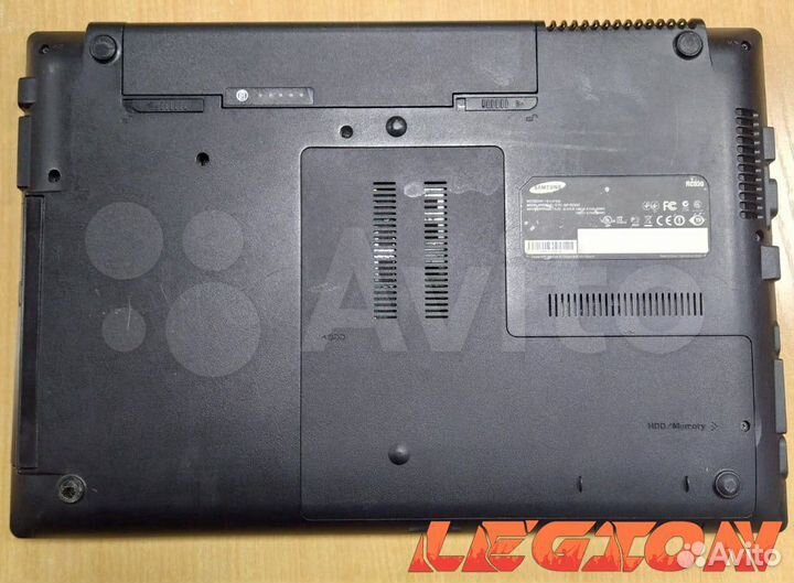 Lenovo Y560p/i5 2410/AMD5000/500GB/4GB/15.6