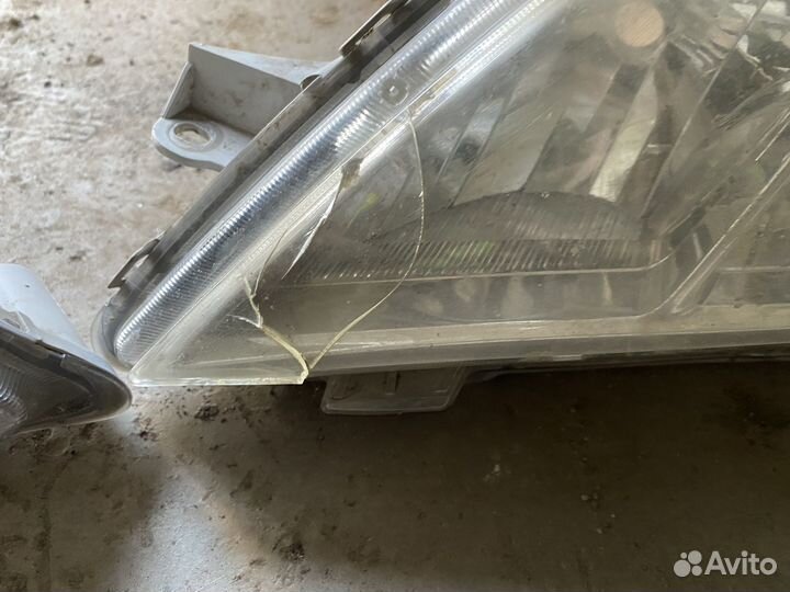 Фара toyota camry 40