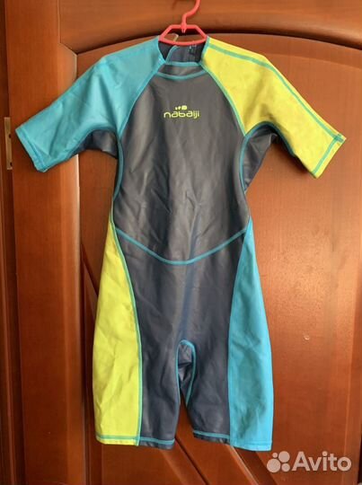 Гидрокостюм детский 5-6 лет и очки Декатлон