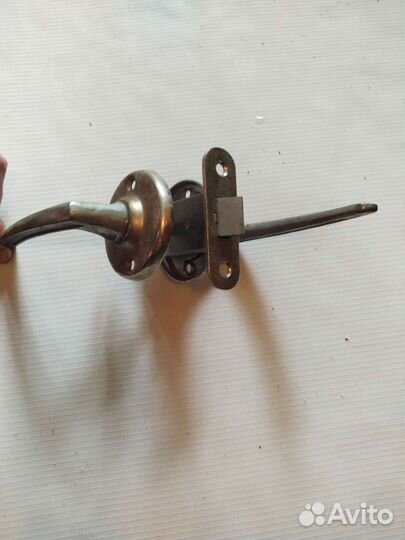 Замки дверные межкомнатные