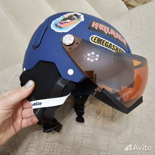 Горнолыжный шлем 53-56 см