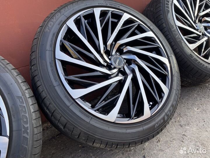 Loxarny R20+Toyo 245/45/20(новый)