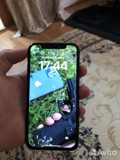 iPhone X, 64 ГБ