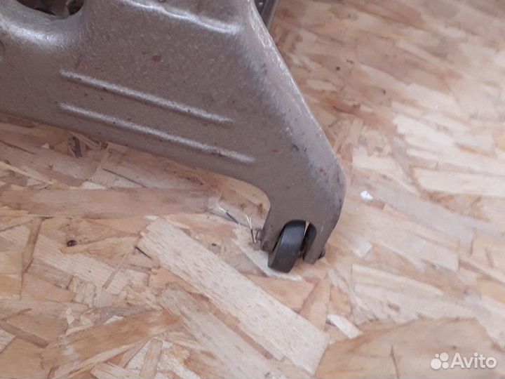 Станина от швейной машинки