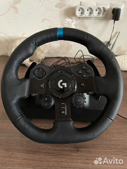 Руль Logitech G923 + Коробка передач Logitech