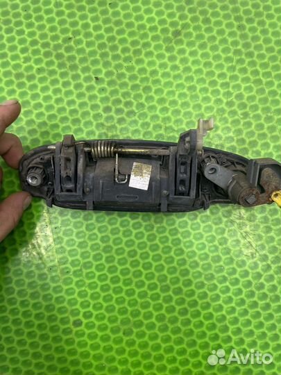 Передняя правая ручка двери hyundai getz