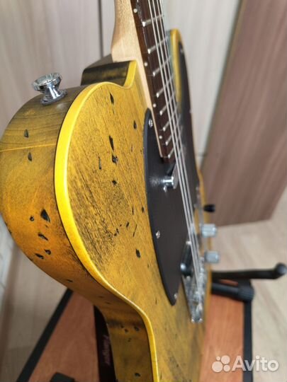 Электрогитара