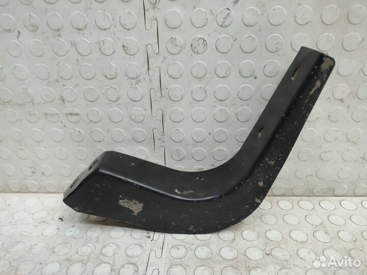 Кронштейн подножки передний левый Haval H9 2017