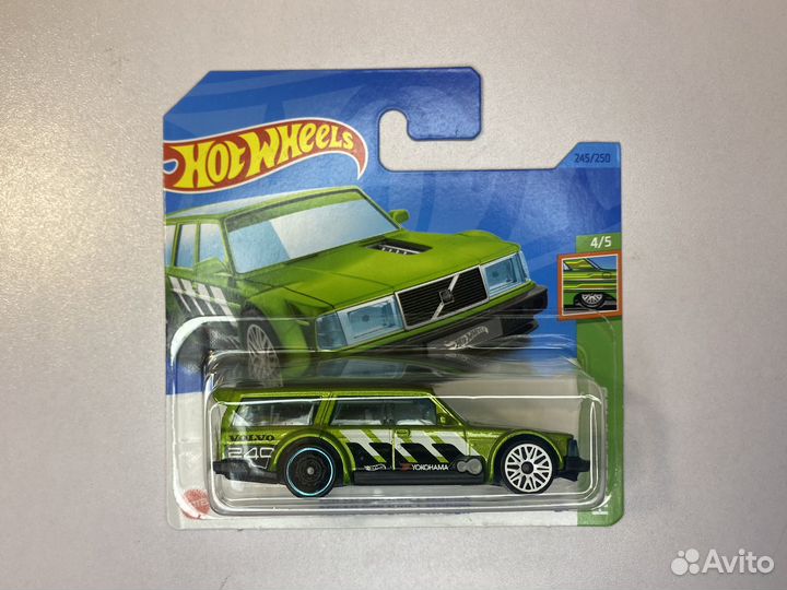 Hot wheels volvo 240 drift wagon