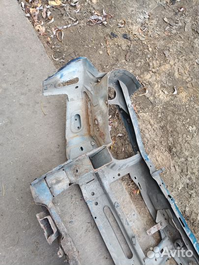 Передняя панель (телевизор) опель астра Ф