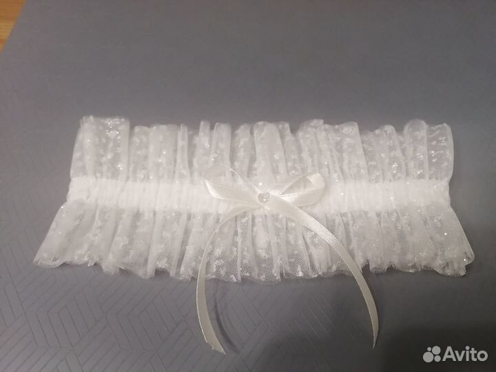 Свадебная подвязка