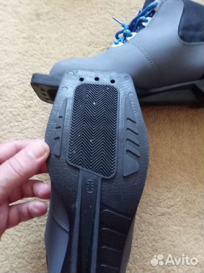 Лыжный комплект – беговые лыжи, палки, ботинки