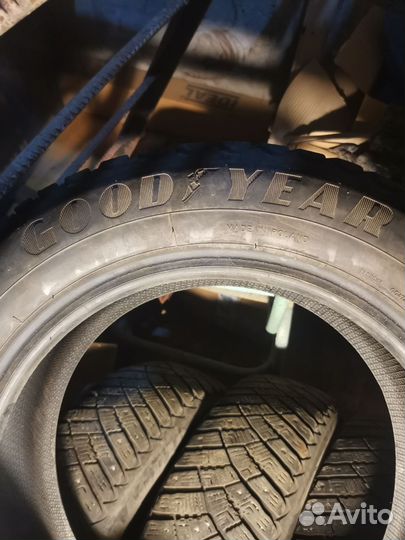 Goodyear UltraGrip 185/65 R15