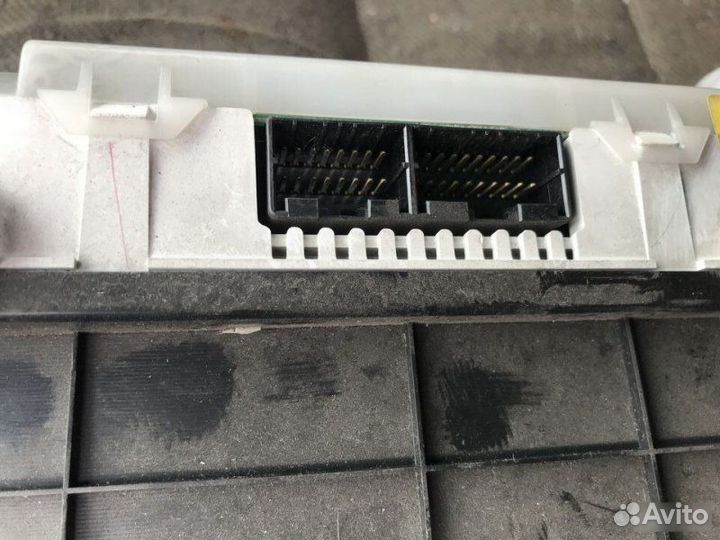 Панель приборов Land Rover Discovery 2