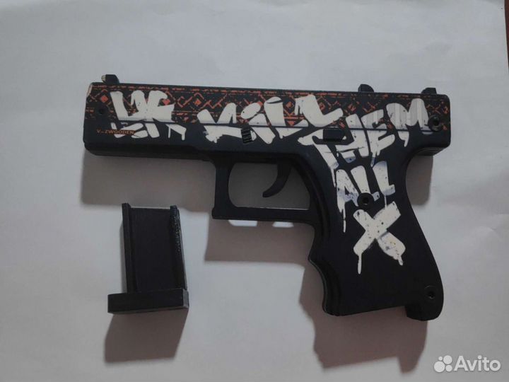 Игрушечный пистолет деревянный 