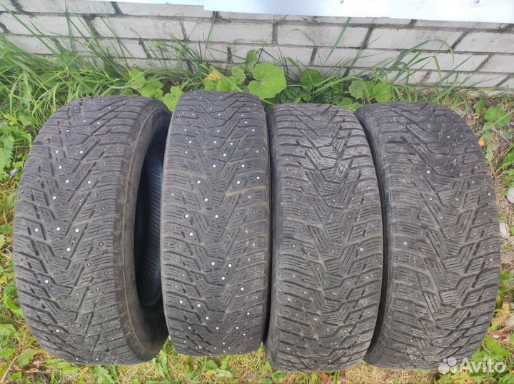 Hankook Winter I'Pike RS2 W429 215/65 R16 102T