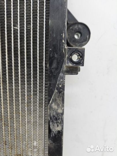 Радиатор охлаждения Toyota Land Cruiser 200