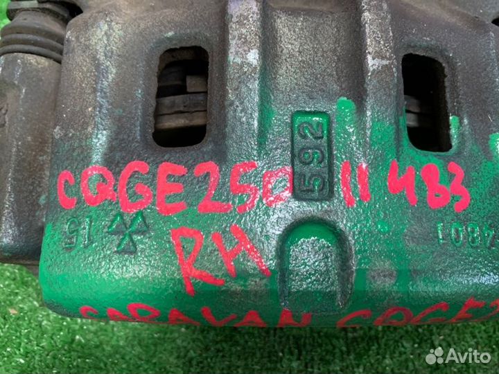 Суппорт передний правый Nissan Caravan cqge25