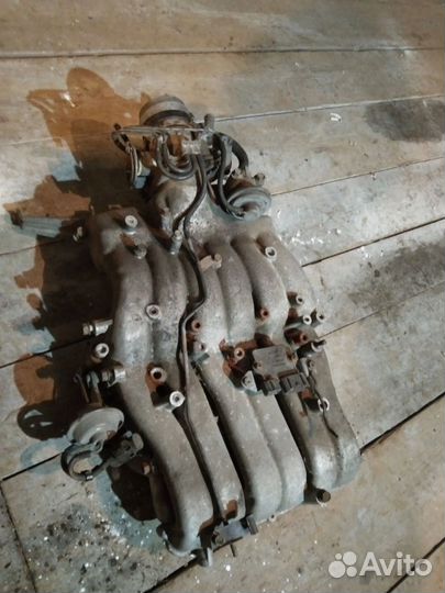 По запчастям двигатель с Паджеро 3,5 литра