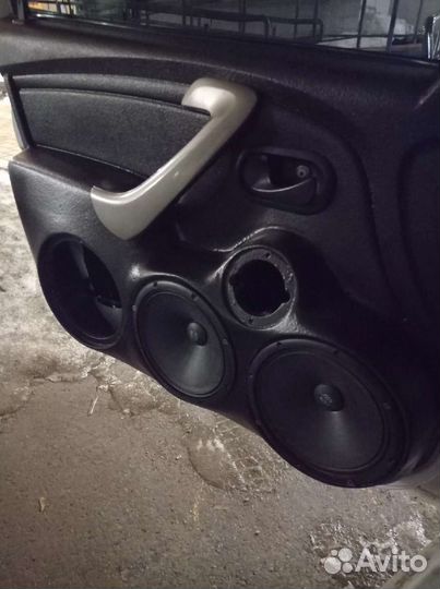 Дверные карты renault logan 1