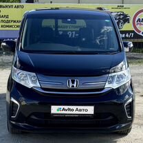 Honda Stepwgn 1.5 CVT, 2015, 98 000 км, с пробегом, цена 2 065 000 руб.