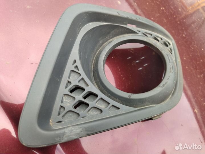 Рамка под птф левый Ford fiesta mk 5