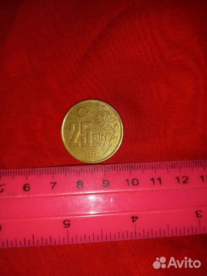 Монета. Турецкая. 25 bin lira 1998