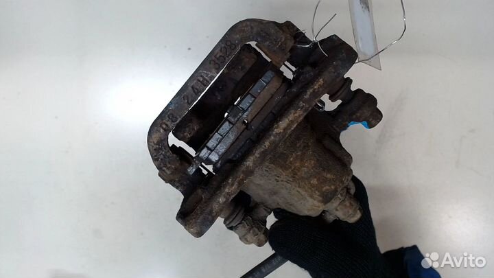 Суппорт Nissan Juke, 2012