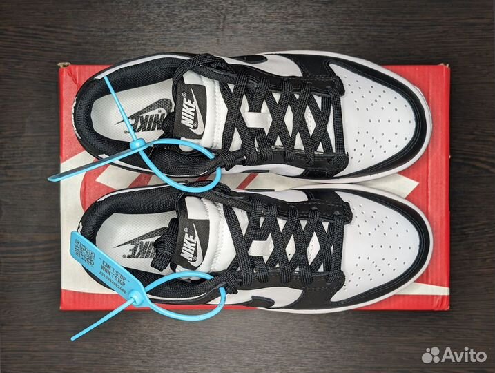 Nike Dunk Low White / Black