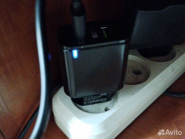 Зарядное устройство