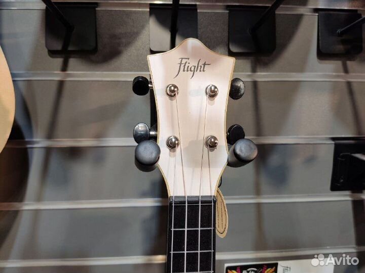 Flight TUS-35 WH - Укулеле