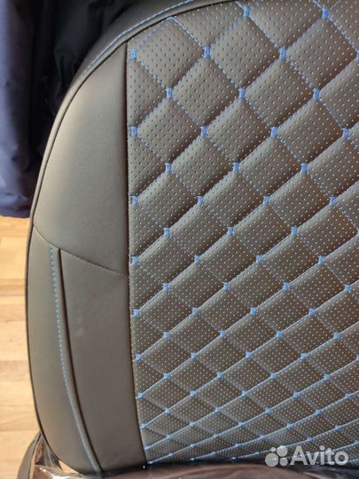 Чехлы Лада Гранта до 18г франт с синей строчкой