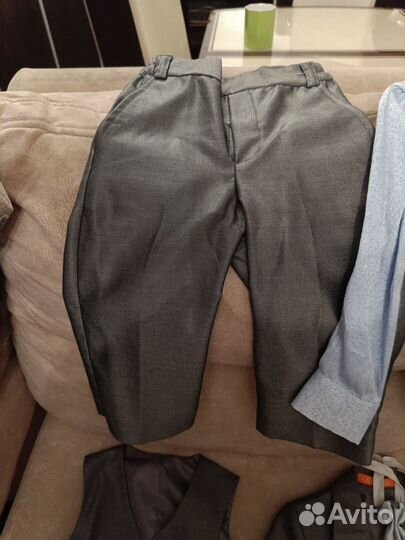 Классический костюм на мальчика 1-2 года