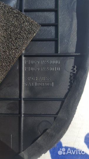 Накладка торпеды Nissan Fuga Y50 VQ25DE 2006