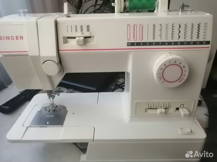 Швейная машина Singer 9020