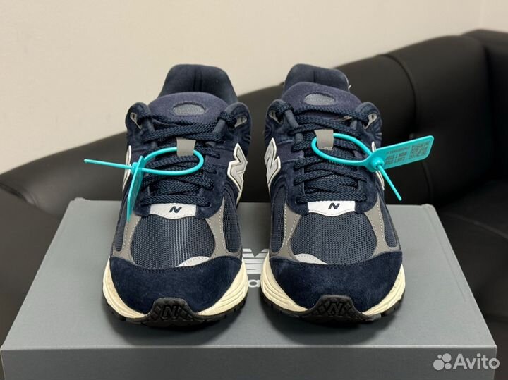 New Balance 2002r (9.5/10/10.5/11 US) оригинал