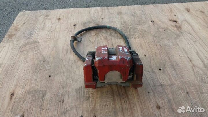 Суппорт тормозной левый Toyota Camry V40 2006-2011