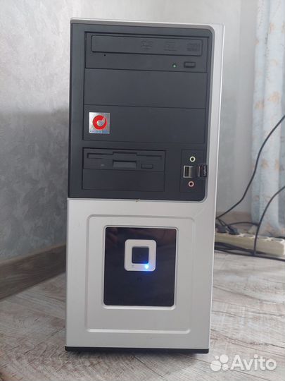 Компьютер