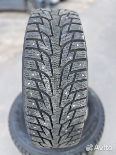 Комплект зимних колес 215/65R16