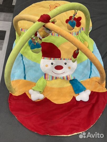 Развивающий коврик