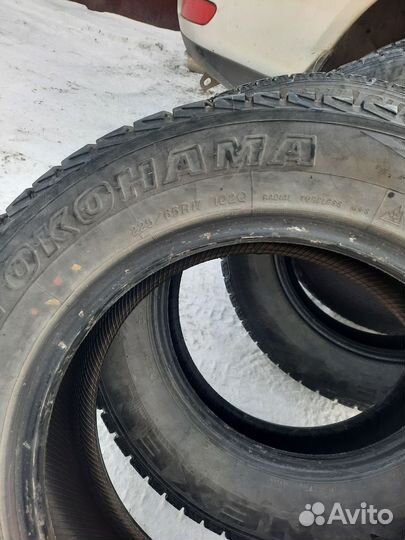 Yokohama 901ZS 225/65 R17 28D