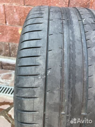 Pirelli P Zero 275/40 R20 и 315/35 R20 110W