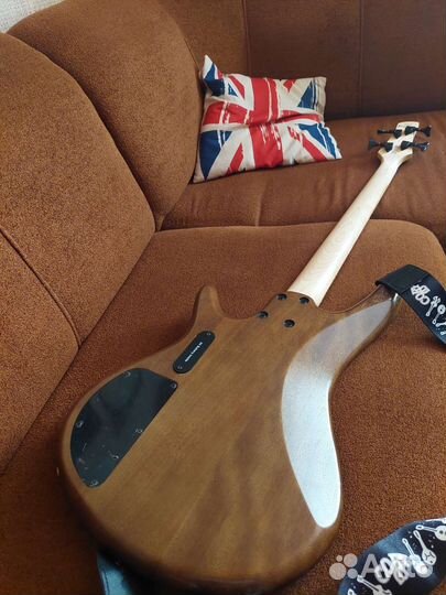 Бас гитара Ibanez GSR200B