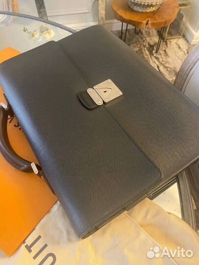 Louis vuitton портфель оригинал