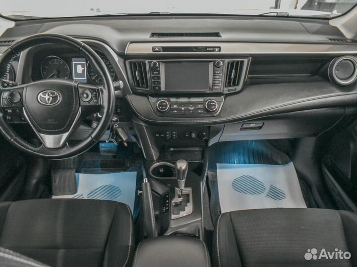 Toyota RAV4 2.5 AT, 2017, 130 255 км