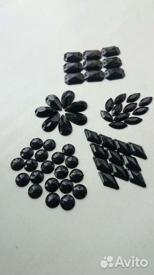 Стразы 60шт