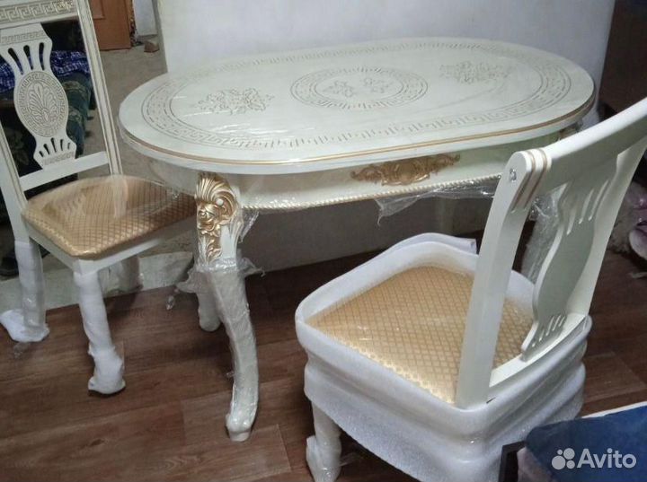 Обеденная группа стол стулья